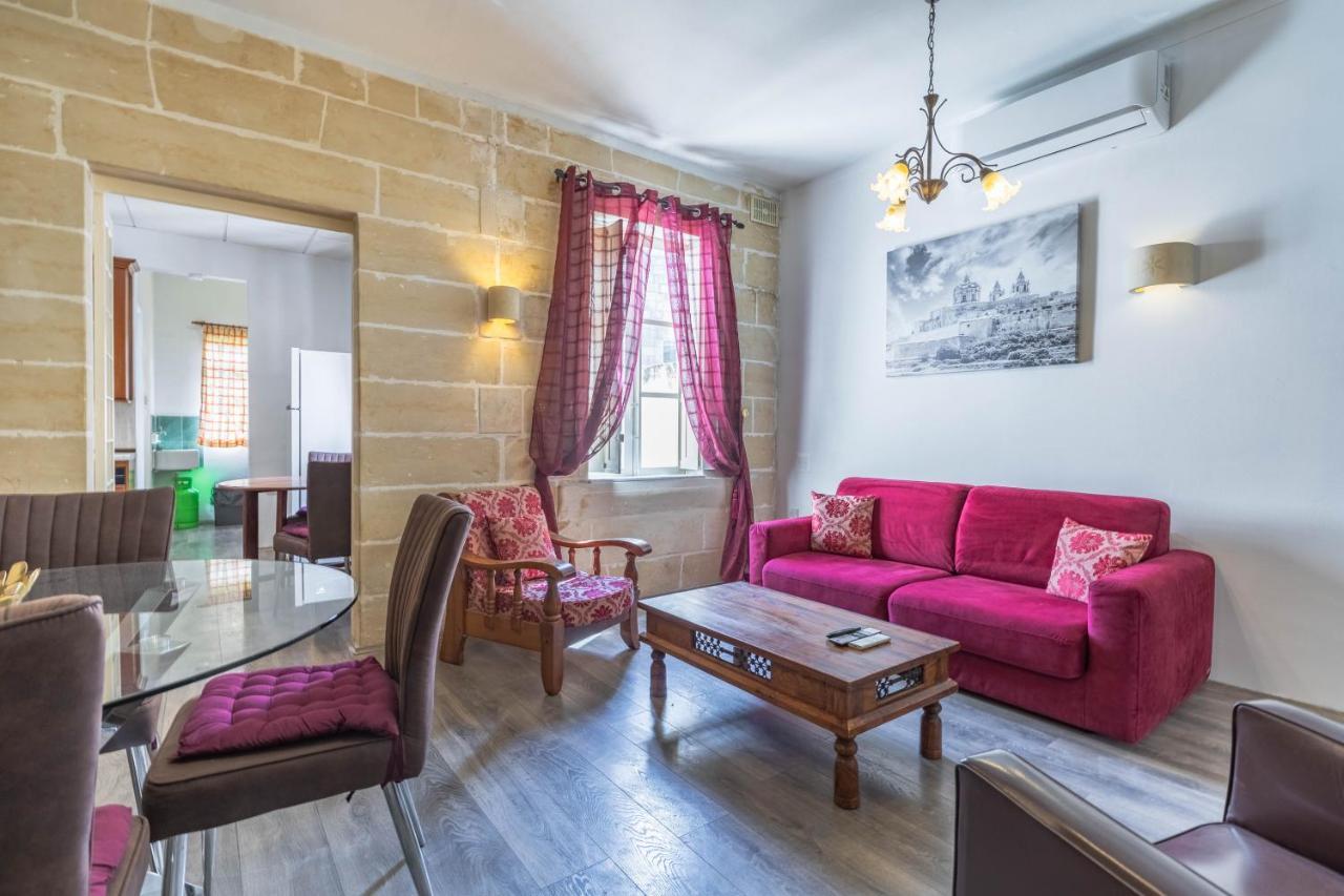 Charming Duplex Apartment In The Centre Of スリーマ エクステリア 写真