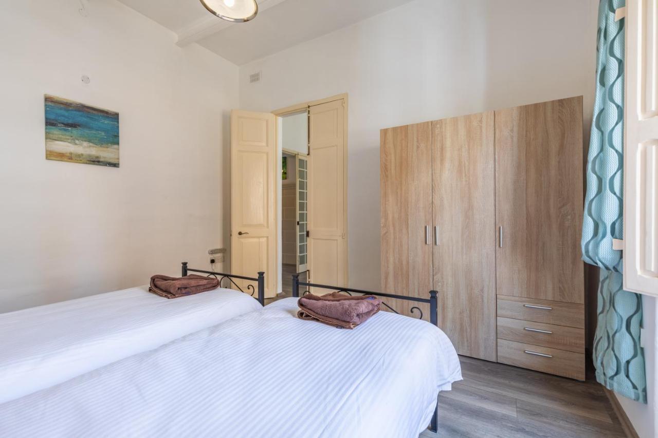 Charming Duplex Apartment In The Centre Of スリーマ エクステリア 写真